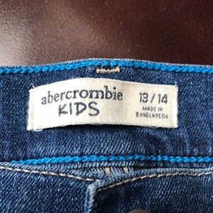 abercrombie kids Bottoms - Abercrombie Kids Distressed Jean Shorts abercrombie kids Bottoms - Abercrombie Kids Distressed Jean Shorts